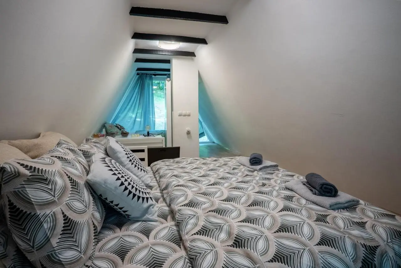 Cozy Love Nest