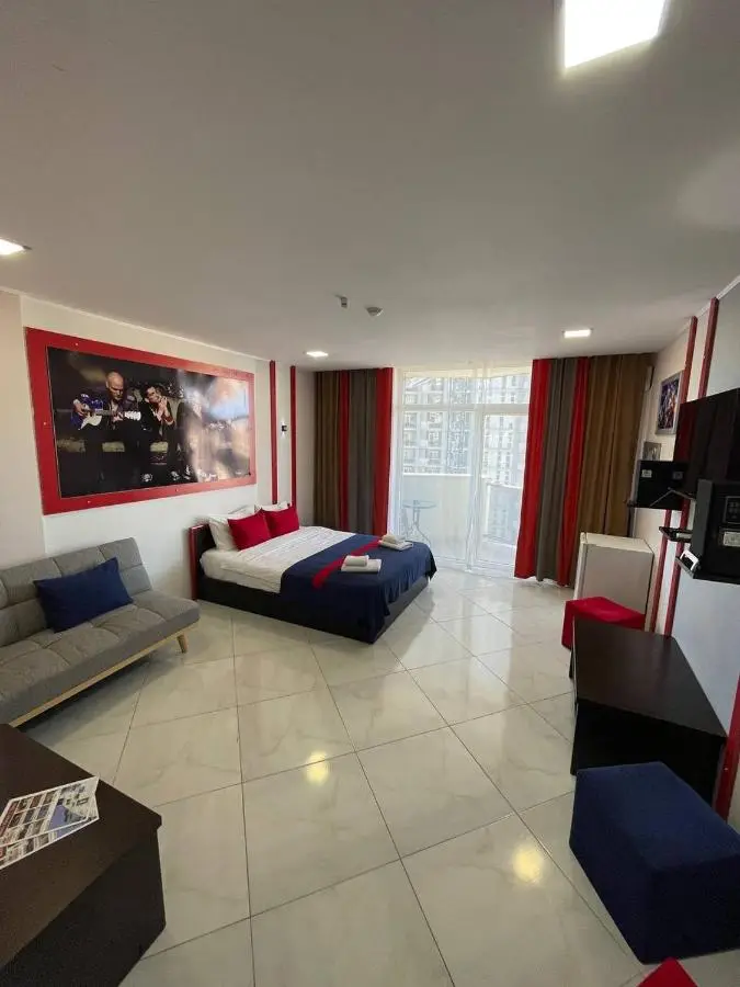 Rock Hotel First Line