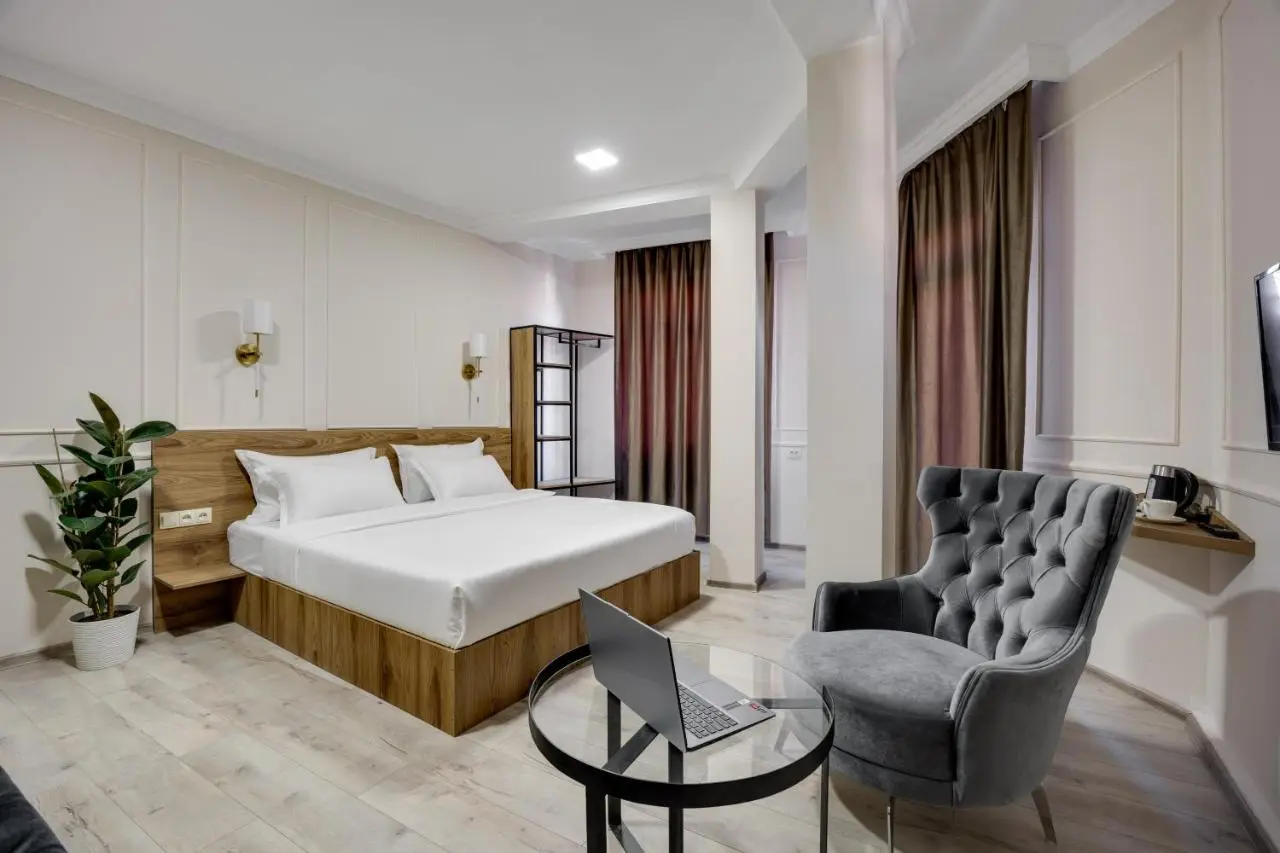 Regraph Hotel