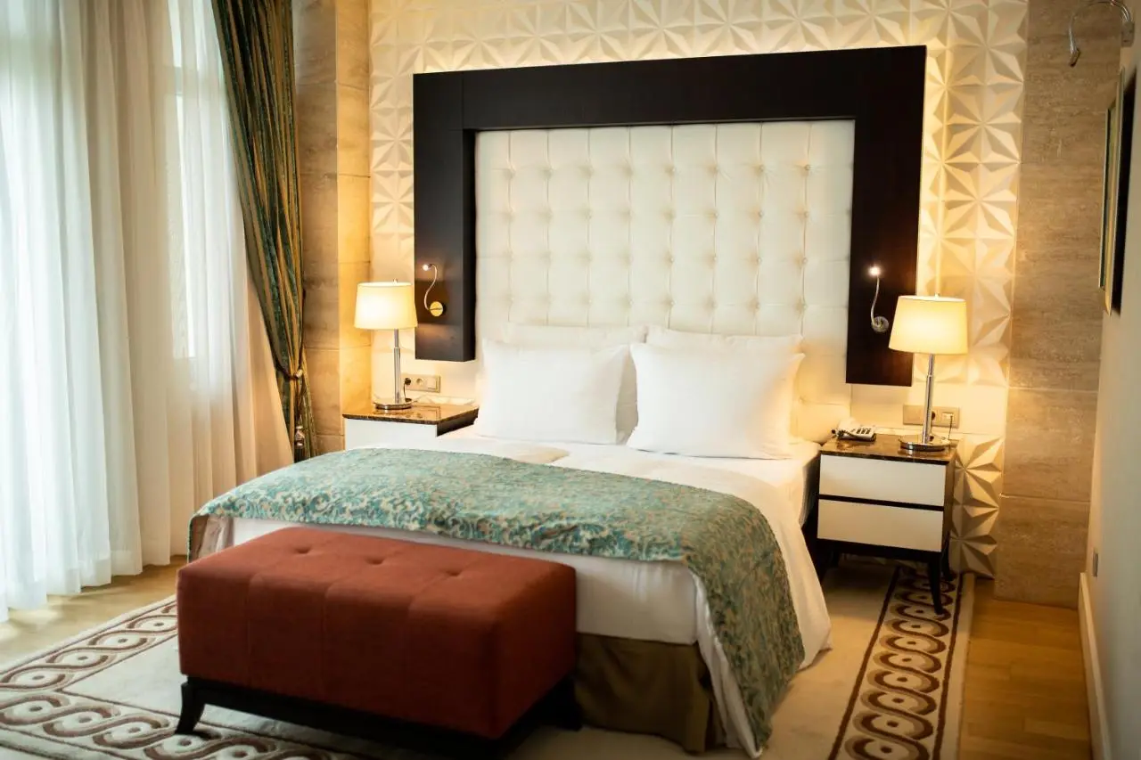 Badamdar Hotel and Residences