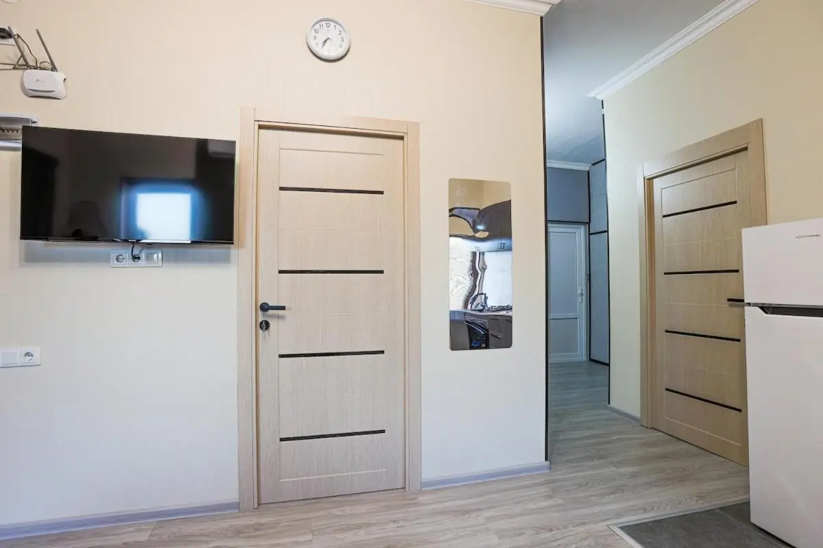Brand-New 2BR House with Garden