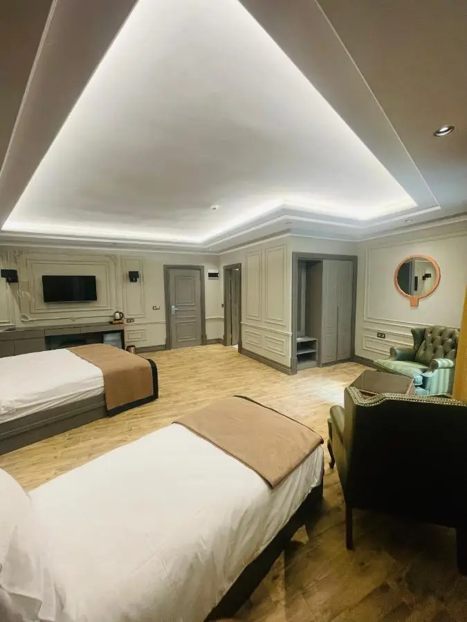 Lala Grand Hotel