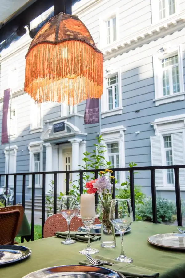 Hotel Twenties Tbilisi - Stay & Dine