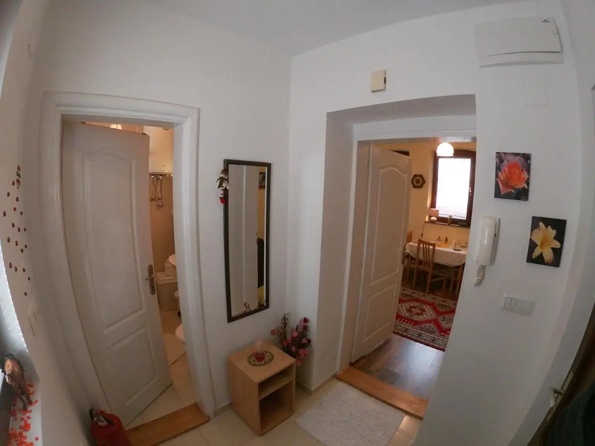 Apartment Honey Free Parking
