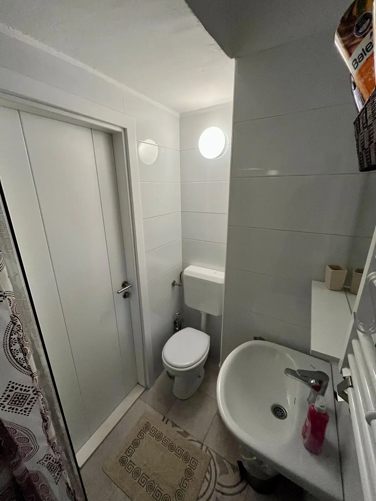 Studio Apartment Gray