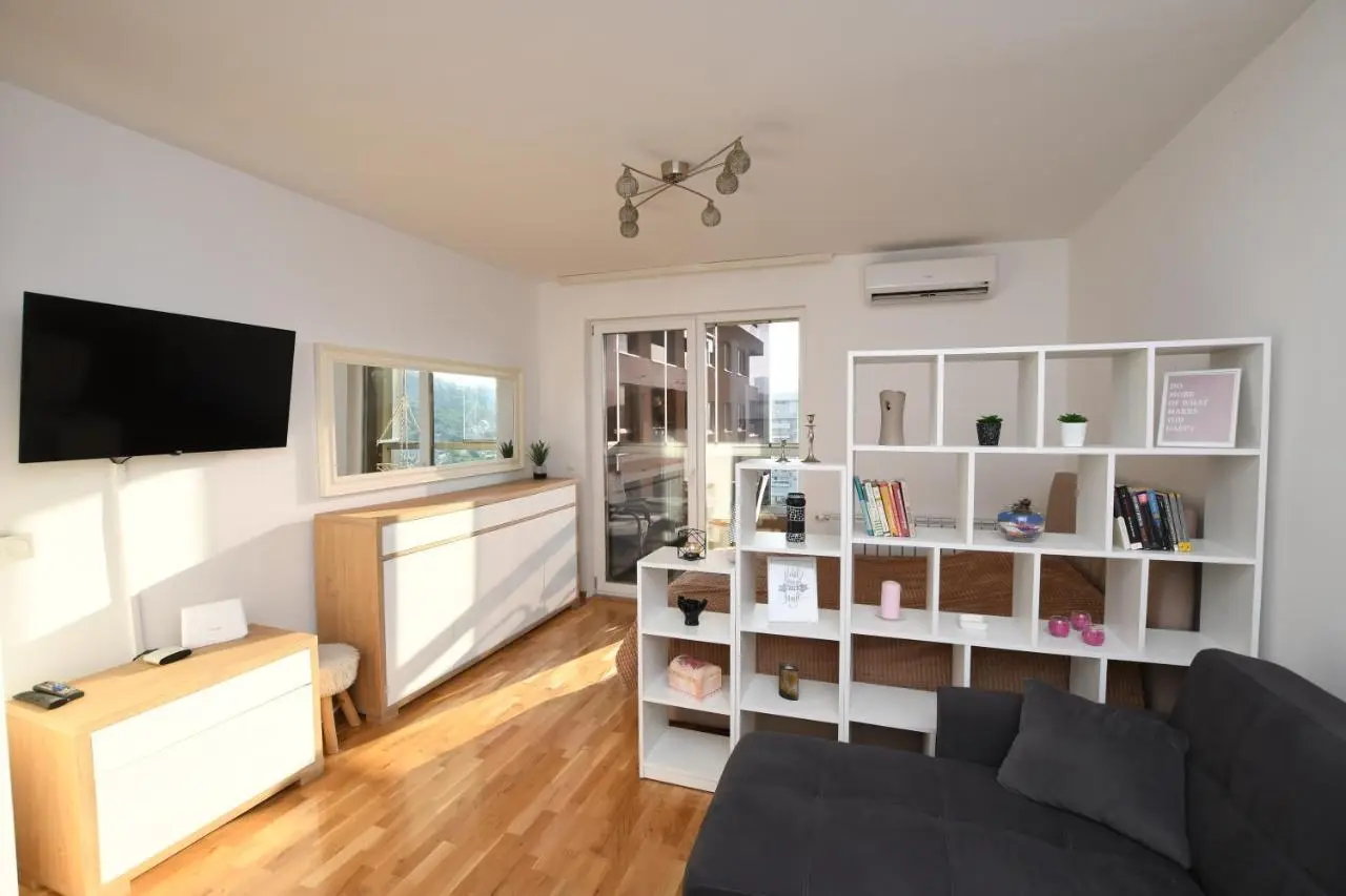 Sky Way Studio Apartment