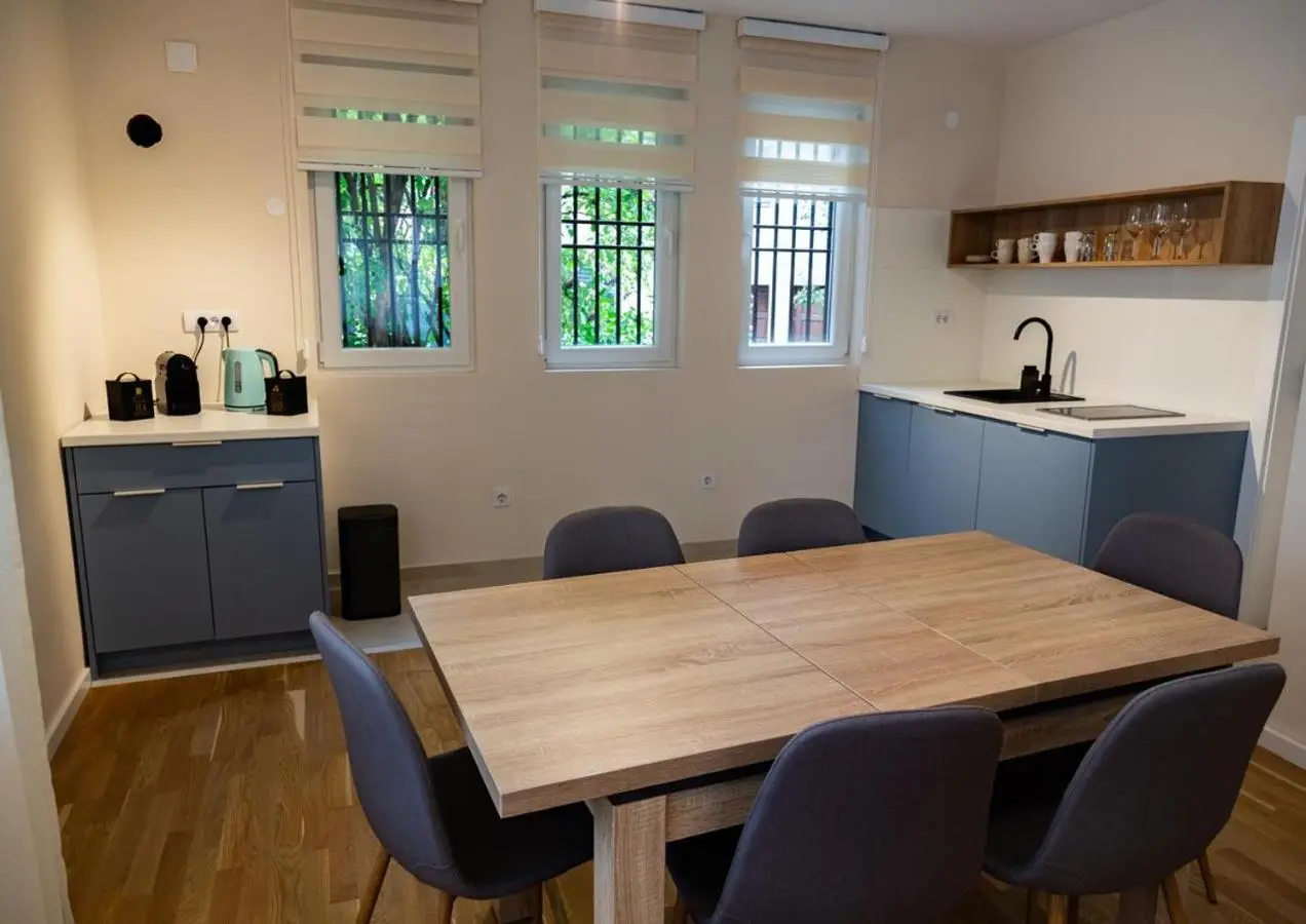 Kaizen's Central Apartments - Free Parking