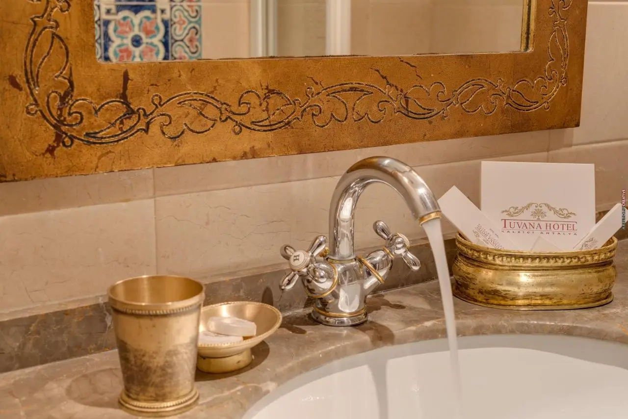 Tuvana Hotel
