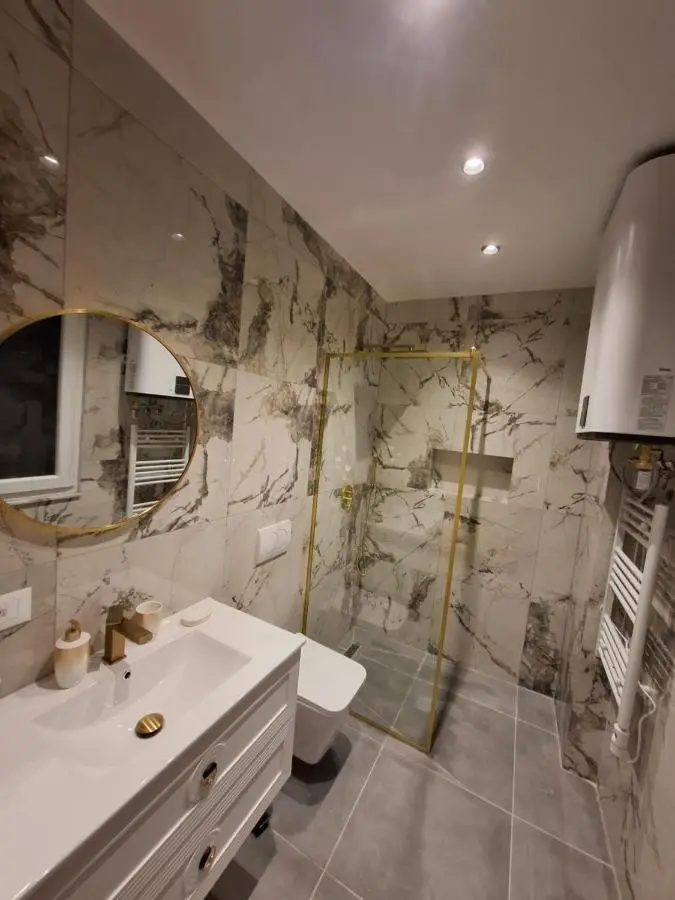 CastleView Suites