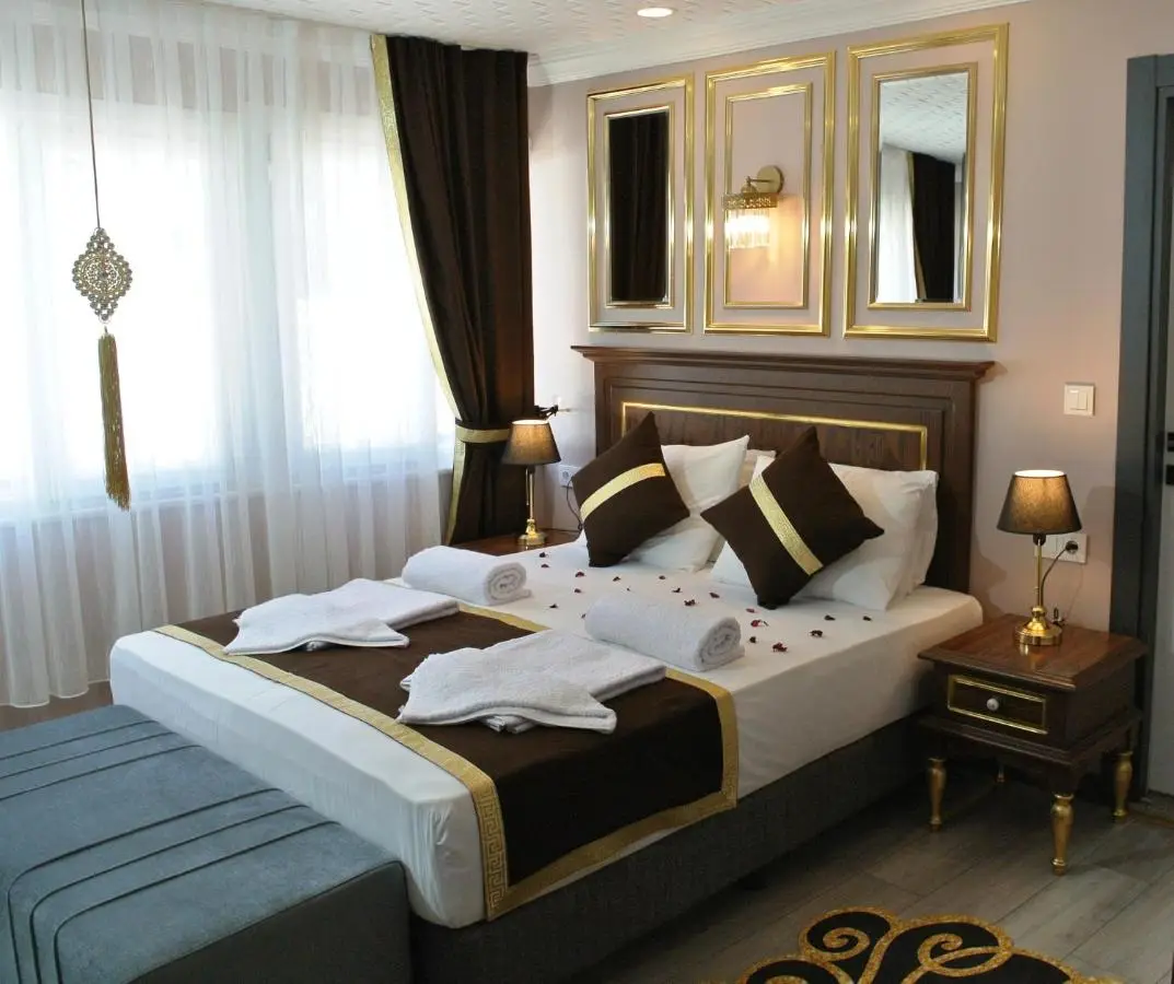 Emirhan Guesthouse & Suites