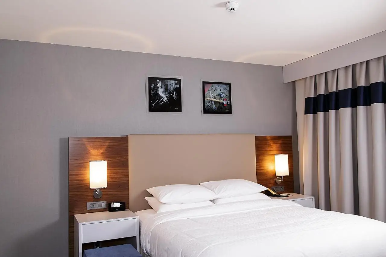Bof Hotels Business