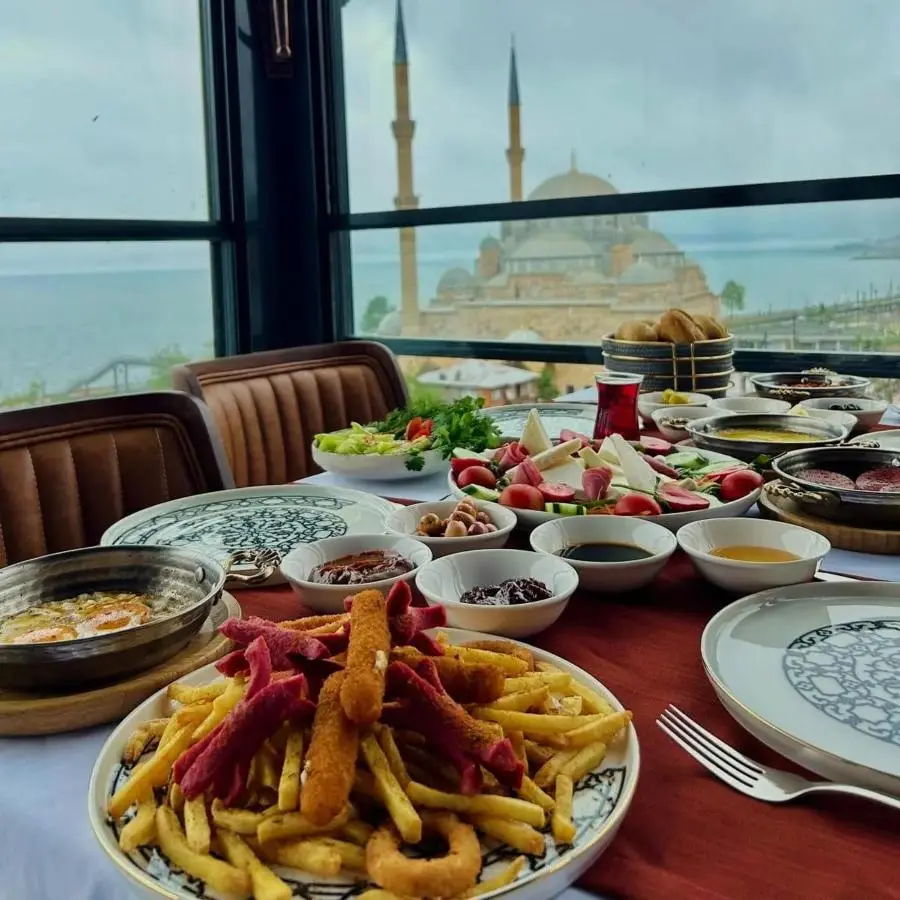 AYATOURE HOTEL