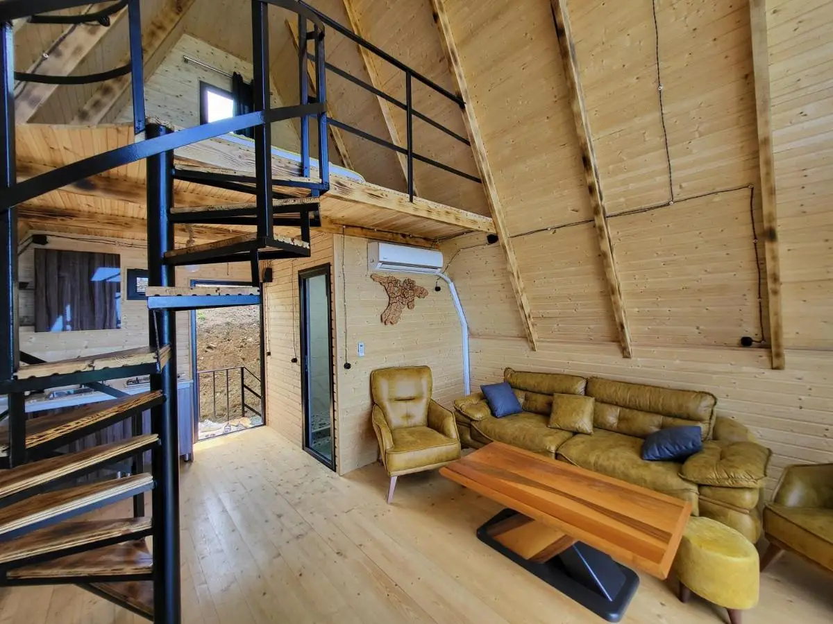 Shuamta cottage