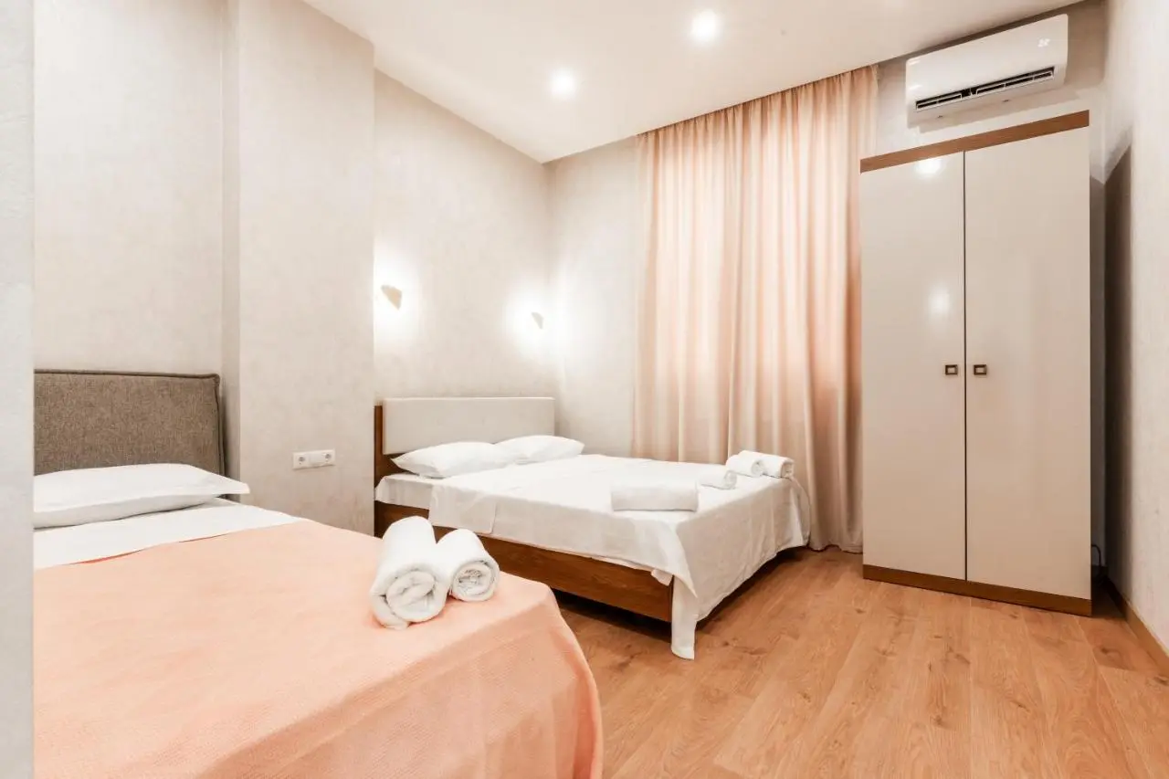 Luxury Sweet Home 4 at Freedom Square