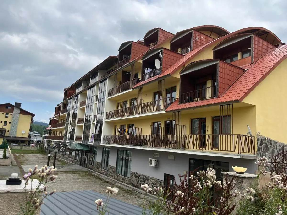 Snow Plaza Apartments 46