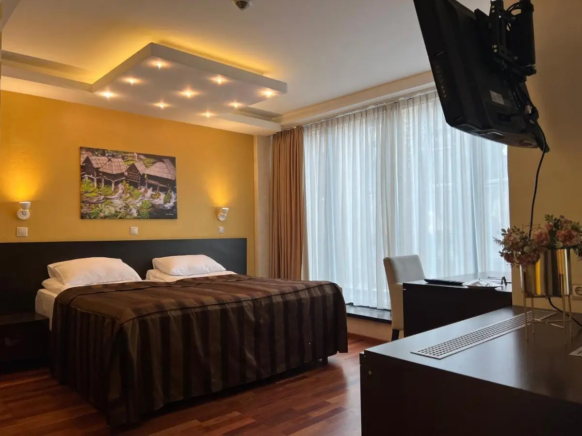 City Boutique Hotel