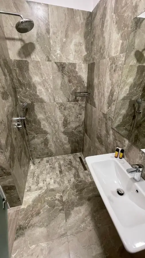 Venis Hotel
