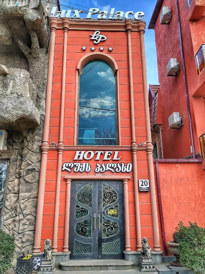 Lux Palace Hotel