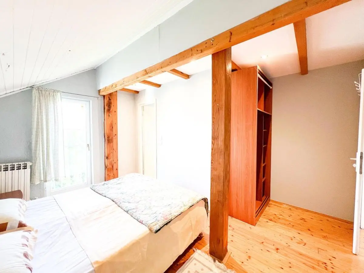 Wood & Light Loft Sarajevo - Private parking