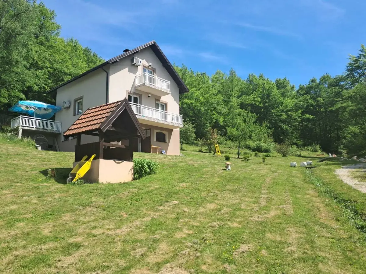 Entire 3 floor house