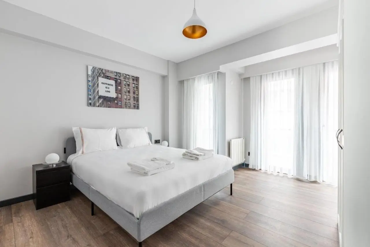 Charming Bright New 2BD1Bath Home wparking!#339