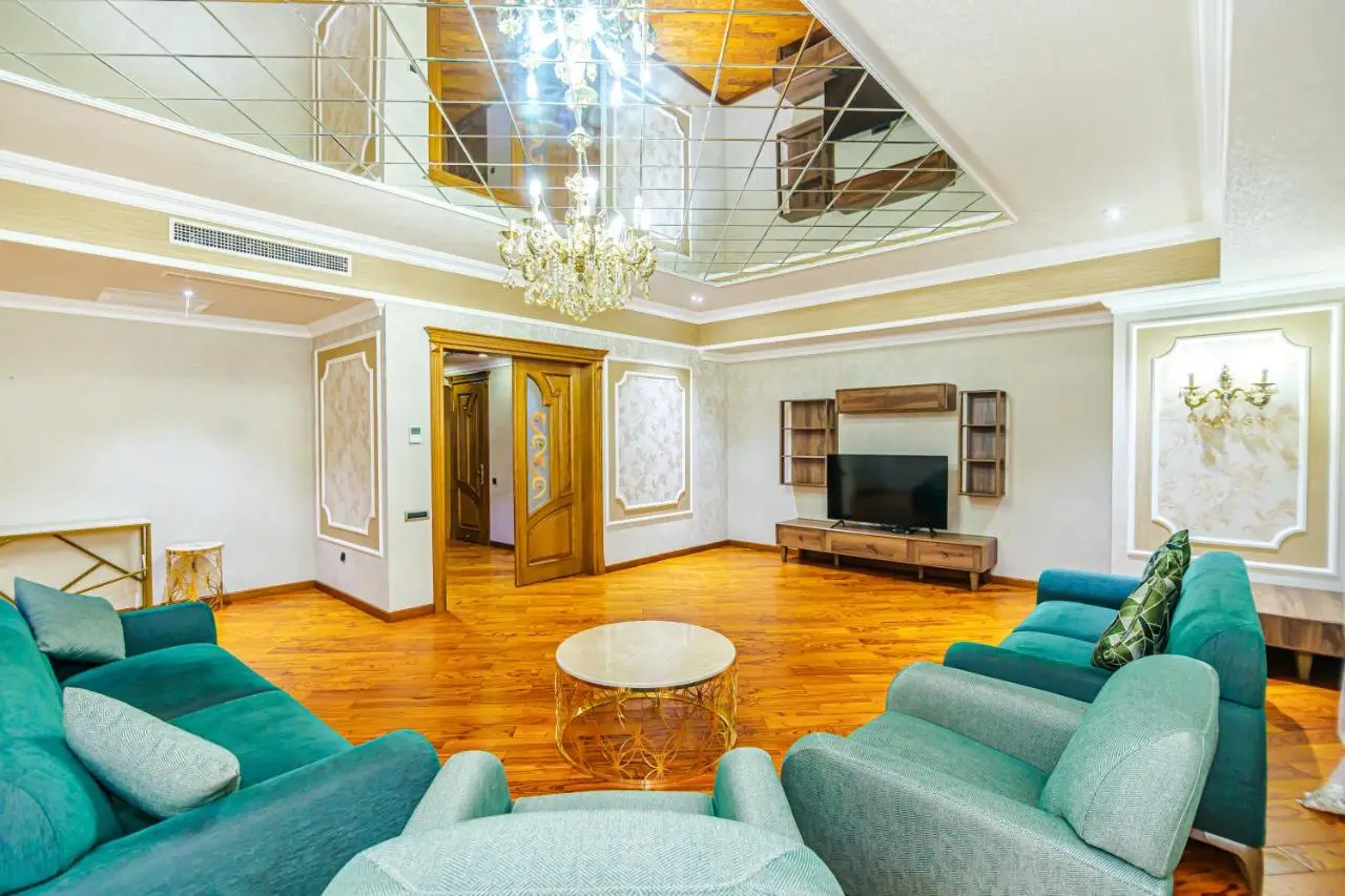 4 Bedroom Luxury Apartment on BAKU
