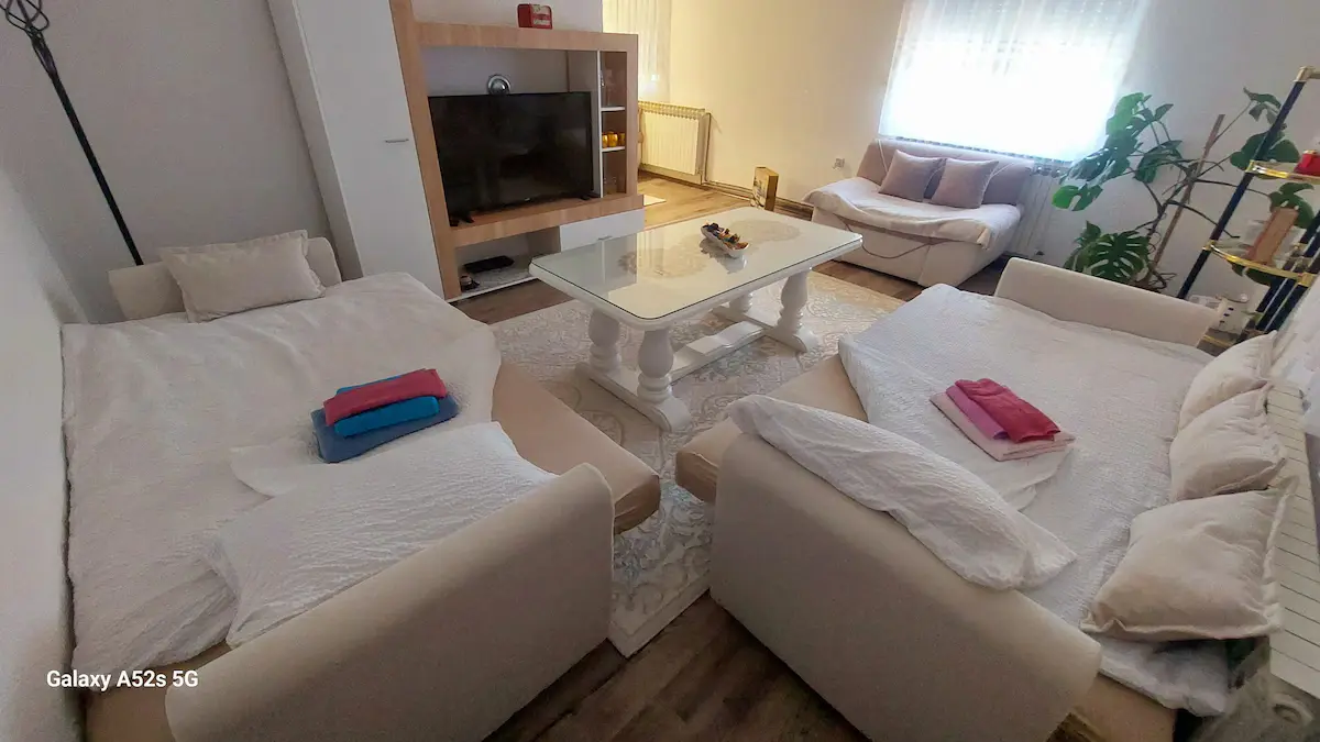 Apartment Aris