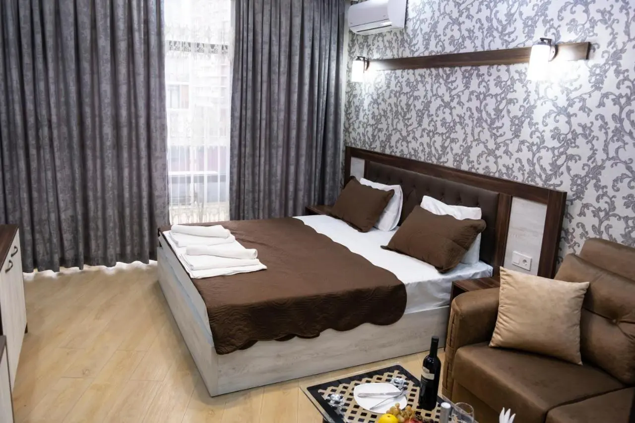 EMEG Hotel and Restaurant