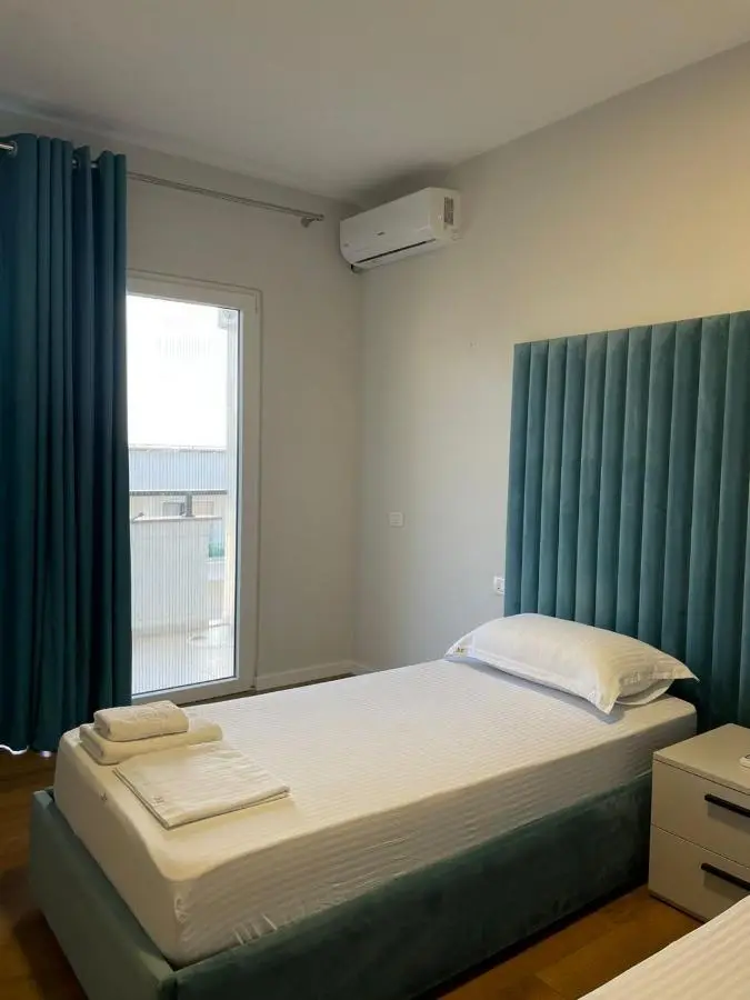 Jur Apartment
