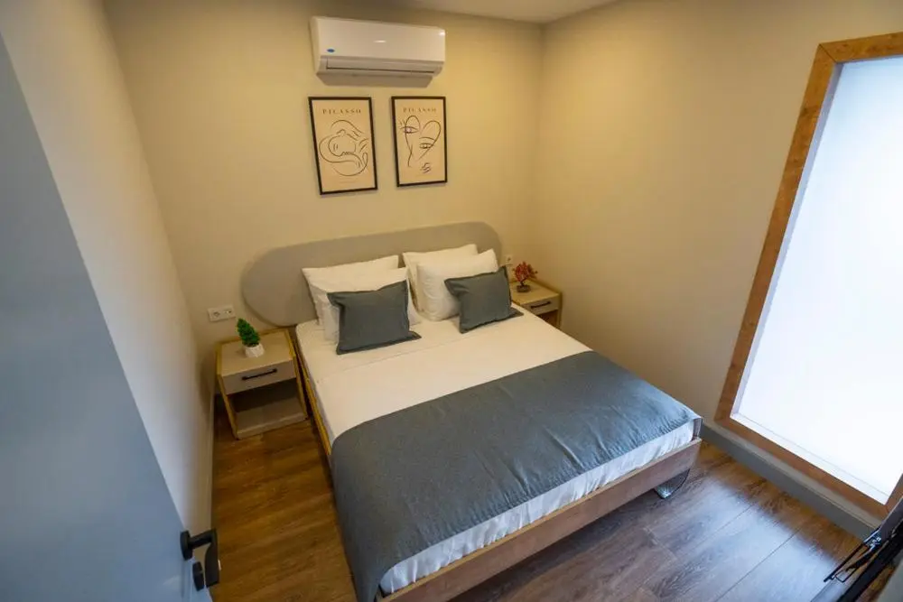 Letstay Marine Homes