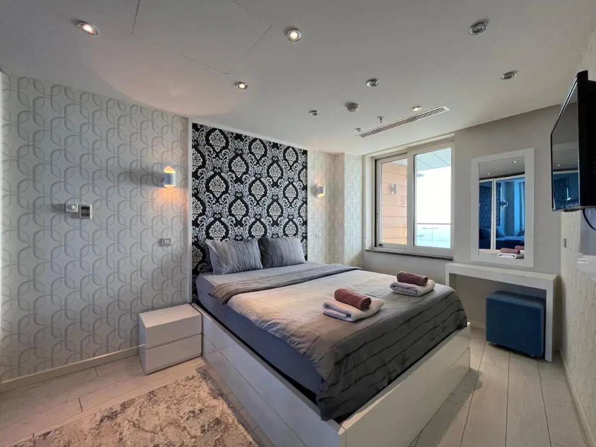 Exquisite Ottomare Suites