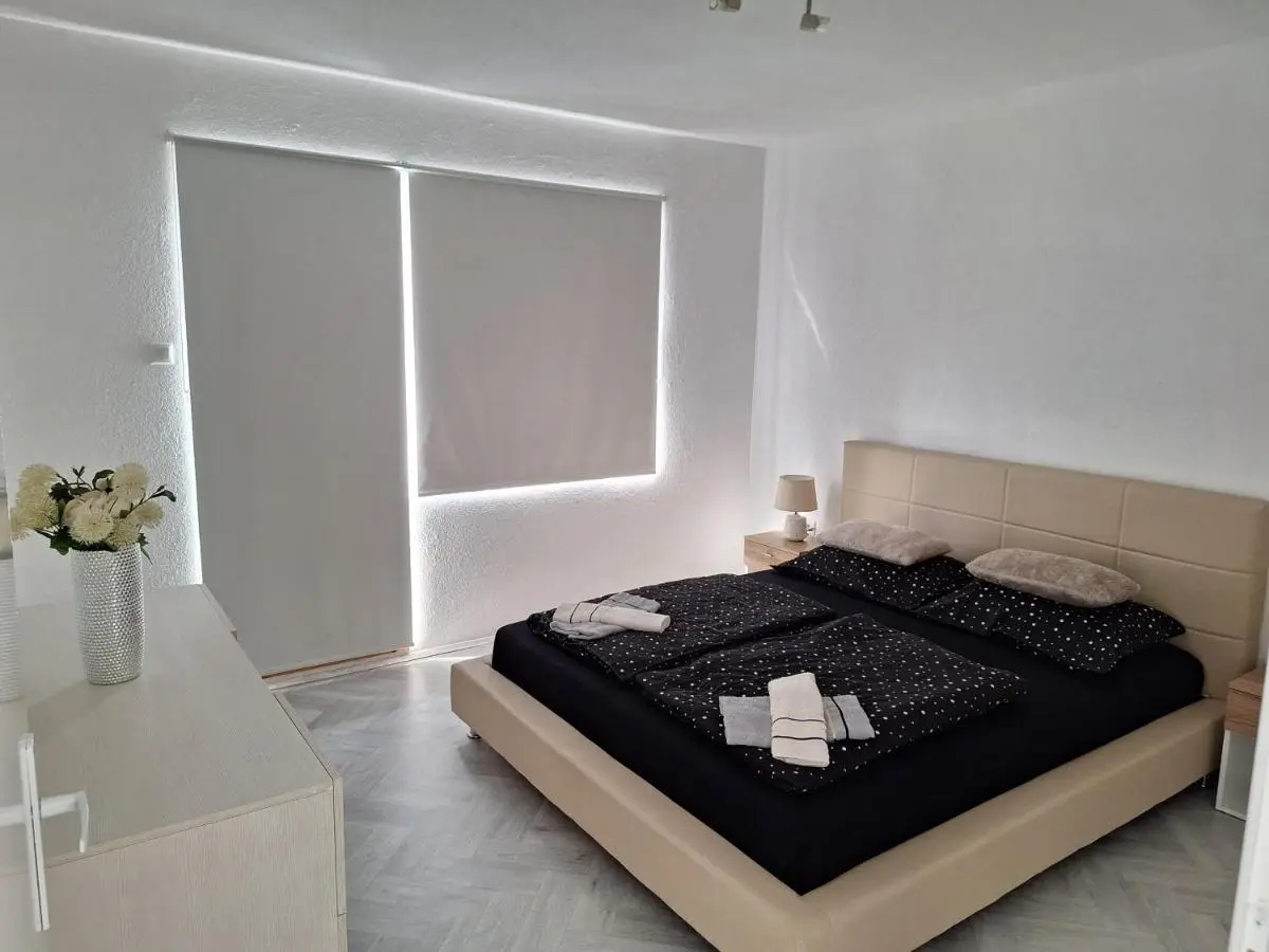 Apartman Look
