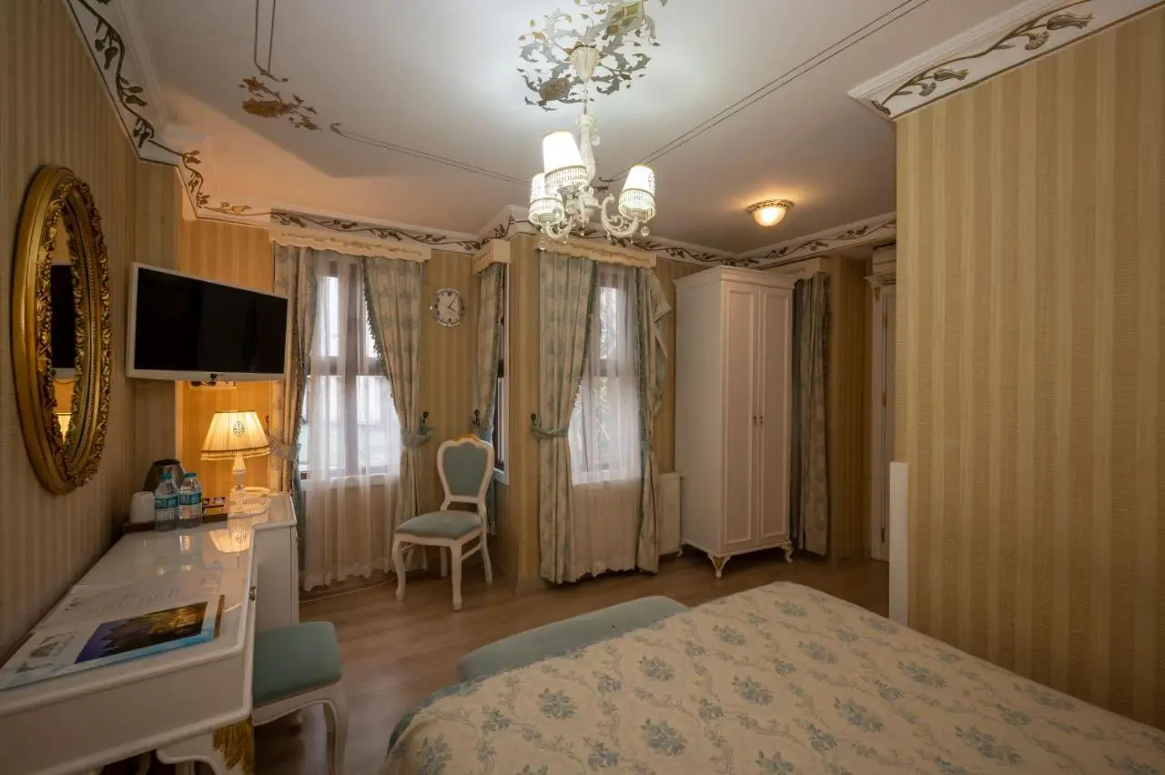 Villa Paradiso Hotel & Spa