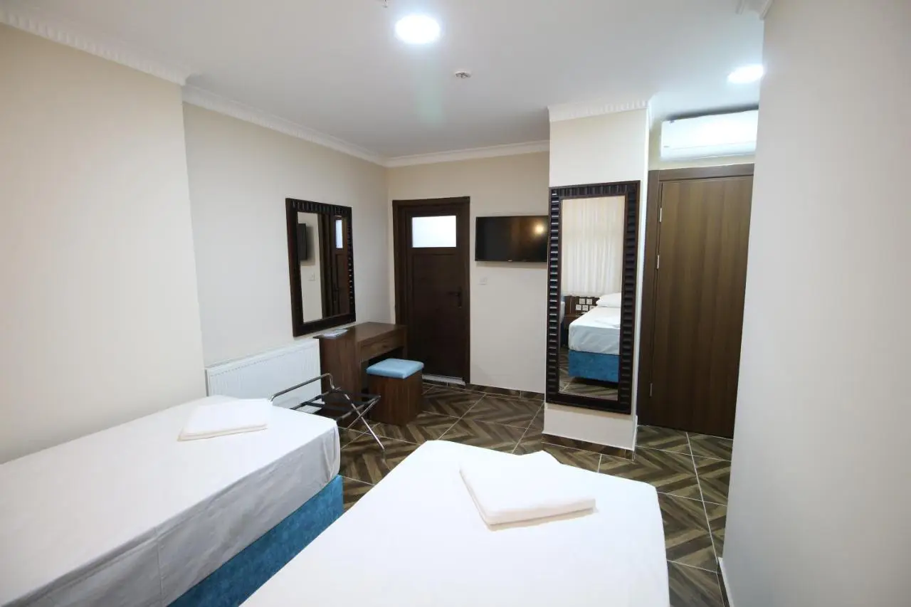 HOTEL ÜMİT YENİKAPI