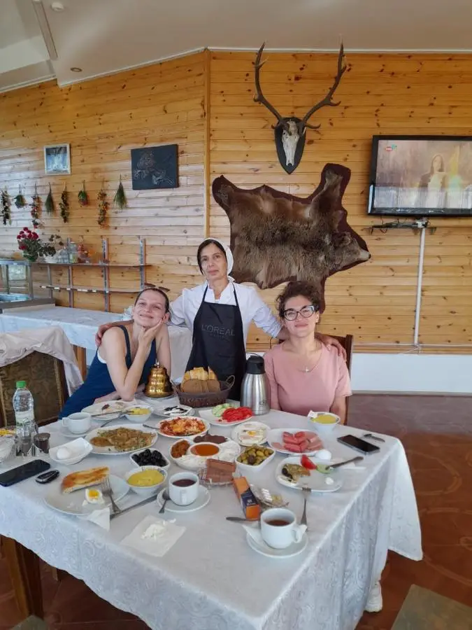 Kungut Hotel & Restaurant