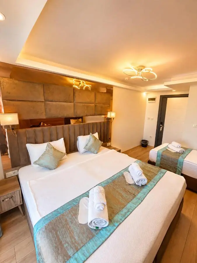Grand Kavi Hotel
