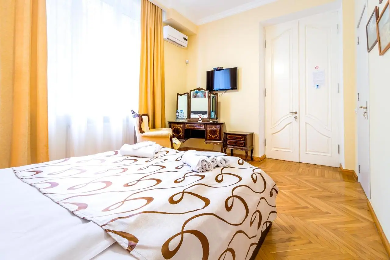 V Park Hotel