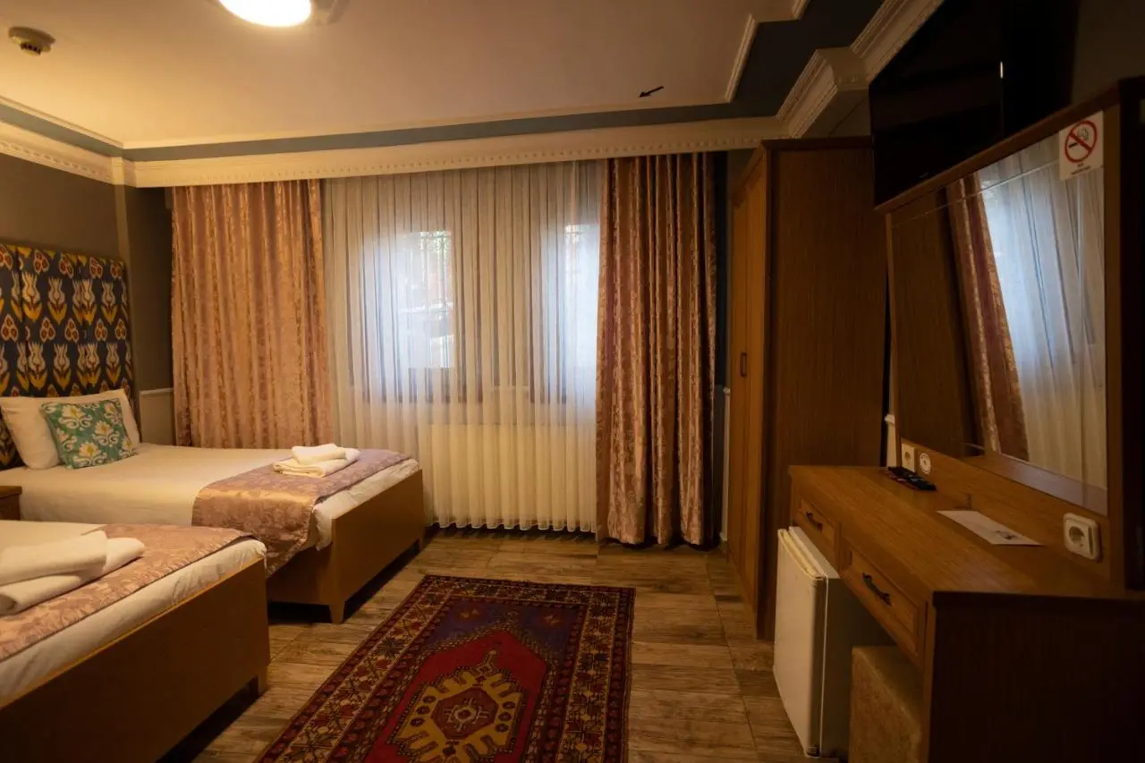 Tashkonak Studio Suites