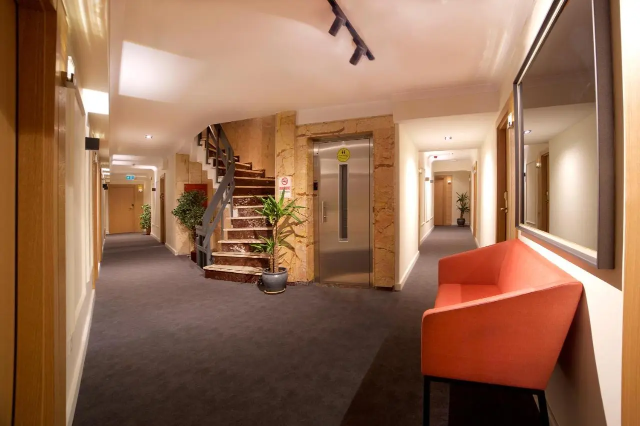 Barin Hotel