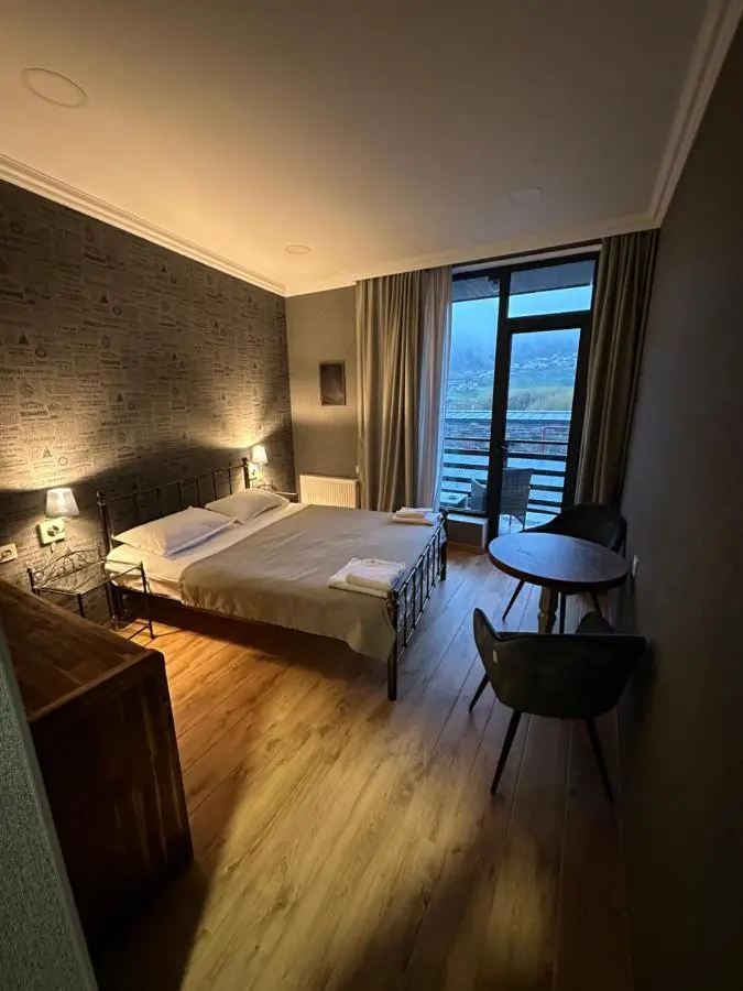 Old District View Hotel kazbegi