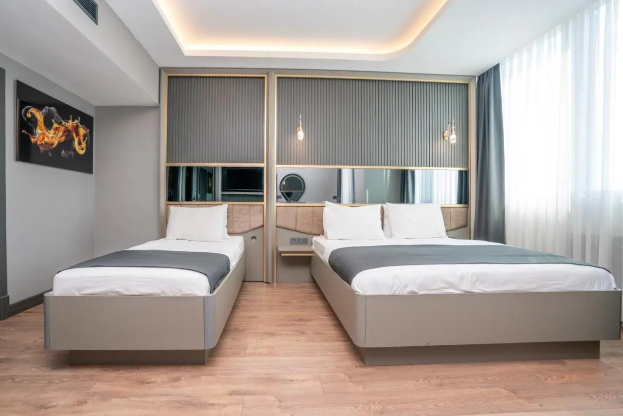 216 Ruby Suite