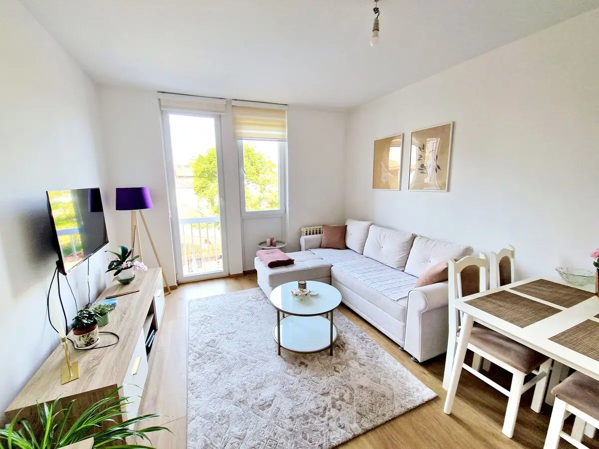 Cozy studio apartment in the Center of the City