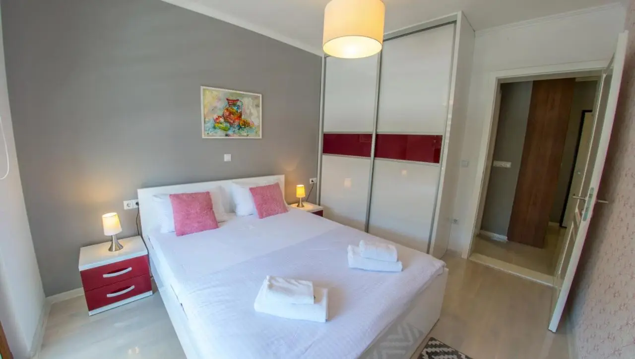 Apartment Light De Luxe - with Old Bridge view