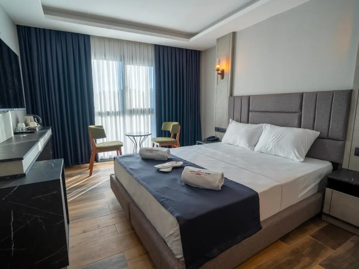 Modernlux Hotel