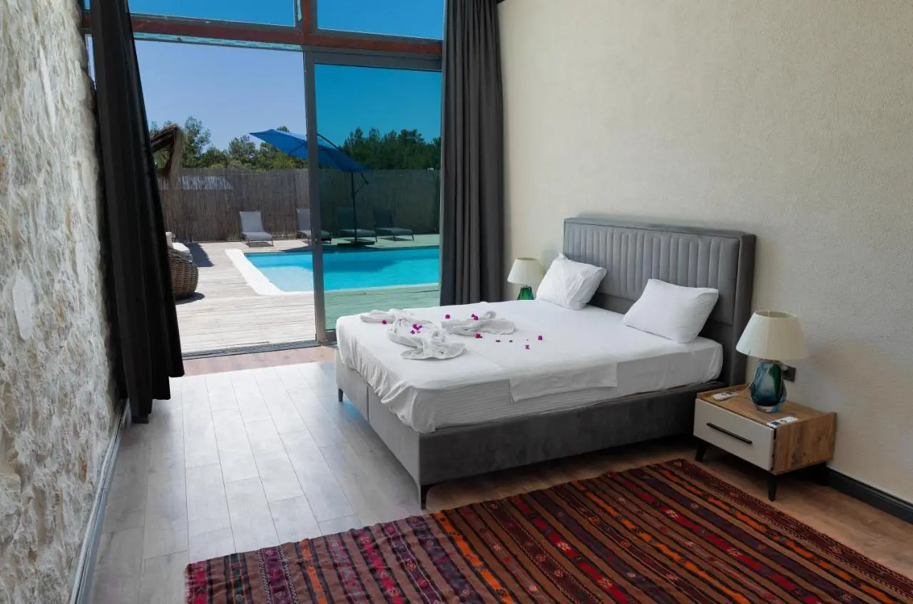 La Boheme Kabak Adults Only