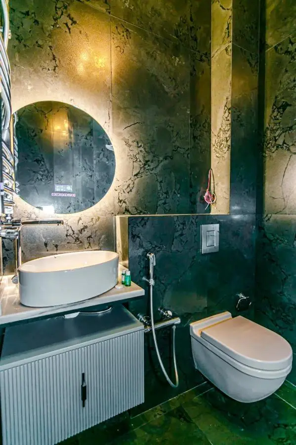 LUXURY K NightsBridge Residance White City