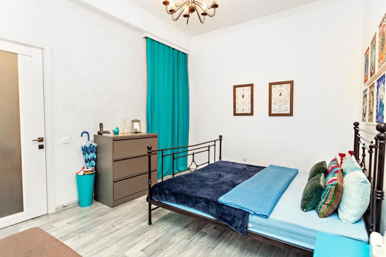 Apartment On Saadi Str Old Tbilisi