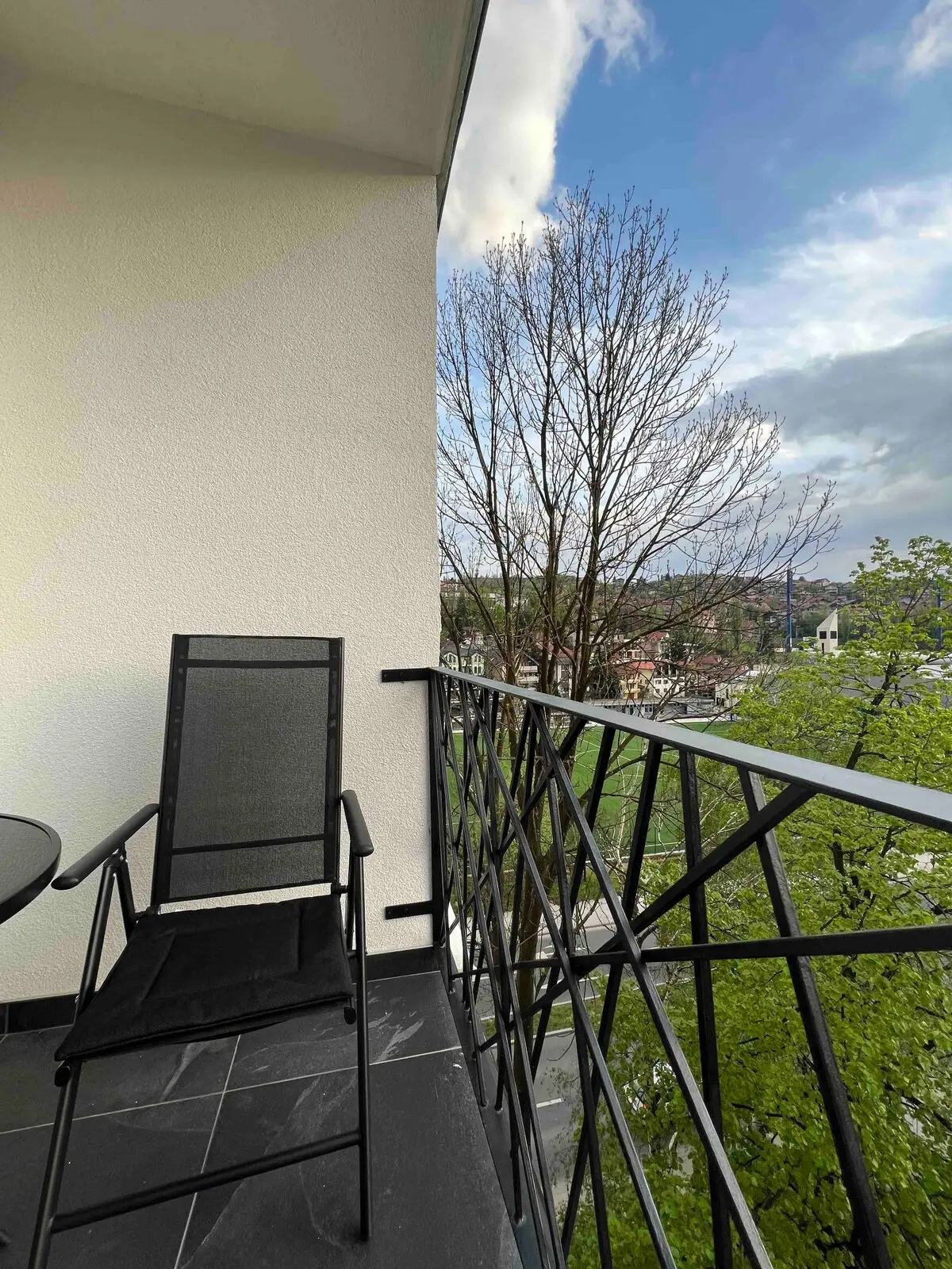 Luxury fresh renovated apartment
