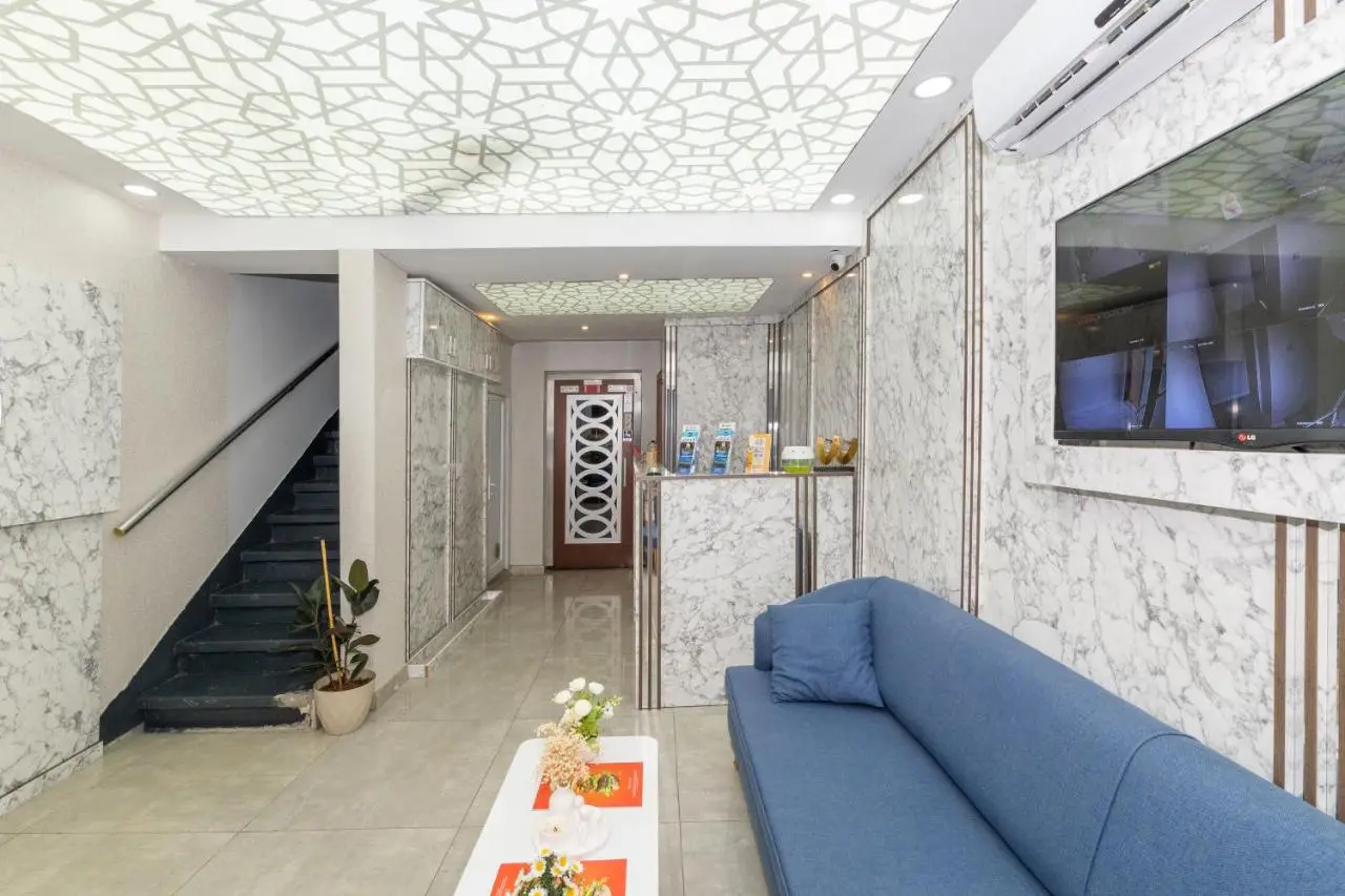 BiRAND SUiT HOTEL