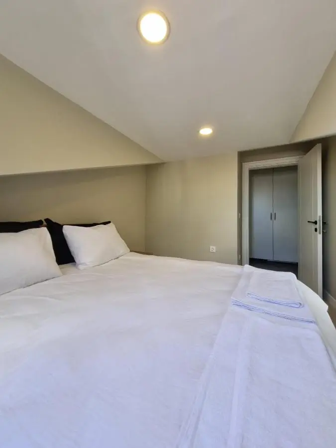AHG Atlas Apartments
